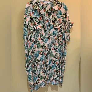 UEC ~ Lost and Wander XL/2XL  “ Luau on the Beach “ cover up 100% rayon.